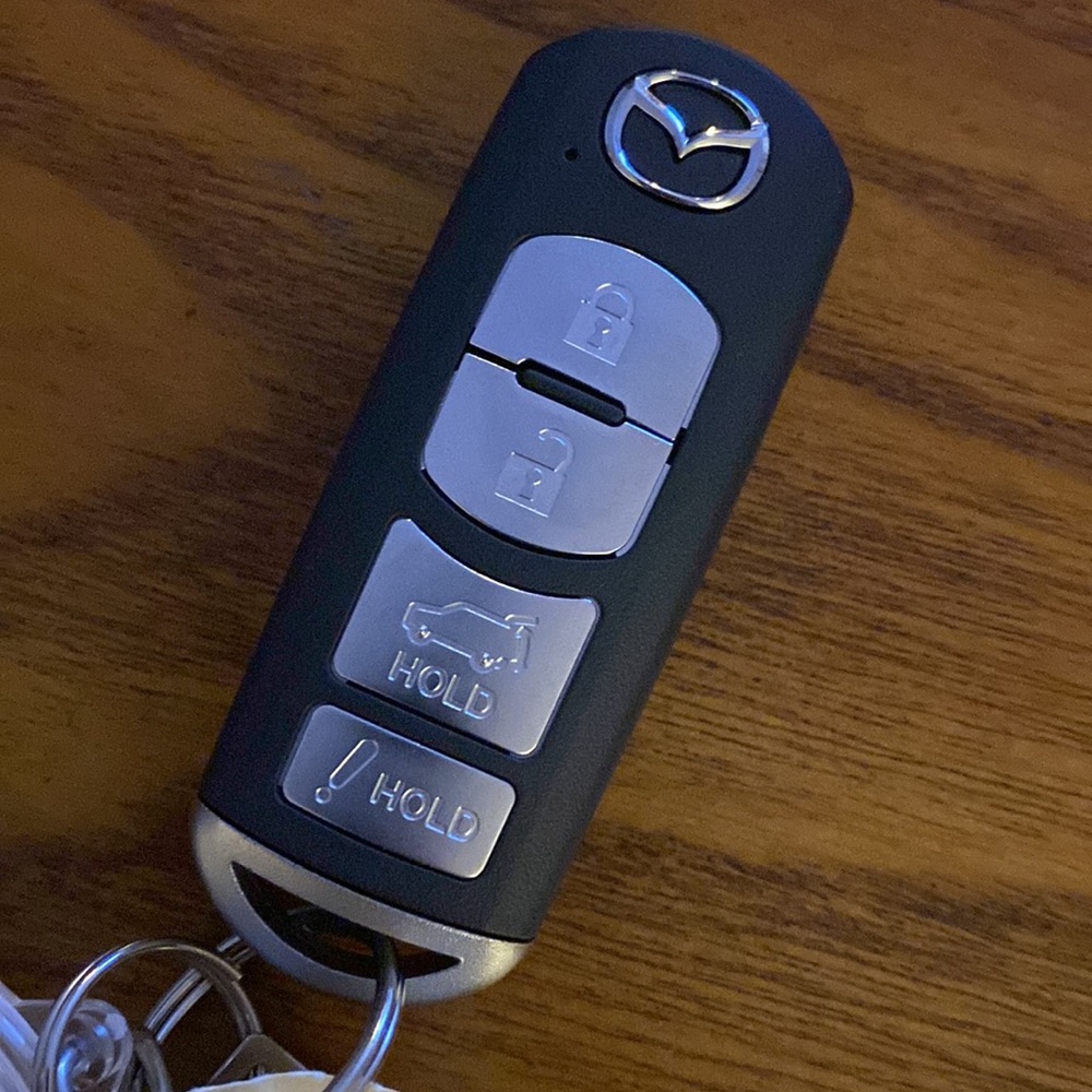 Mazda Key Fab replacement NEW - Picture 3 of 3